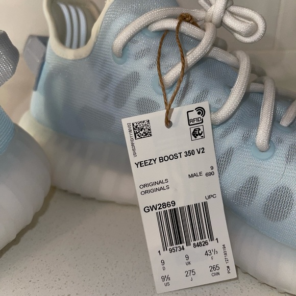 Adidas Yeezy 350 Boost V2 main image 12